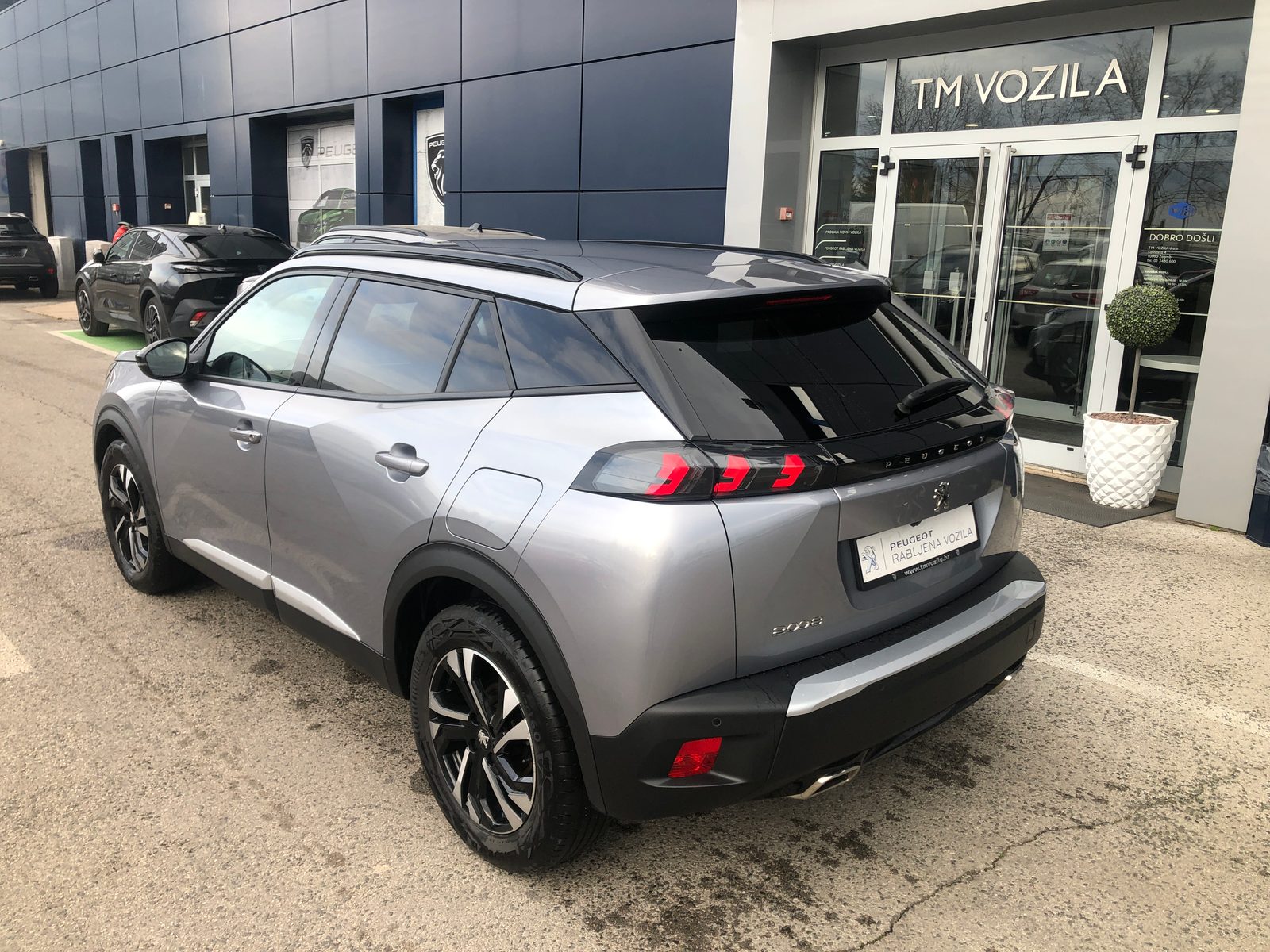 2023 Peugeot 2008 — fotografija 4