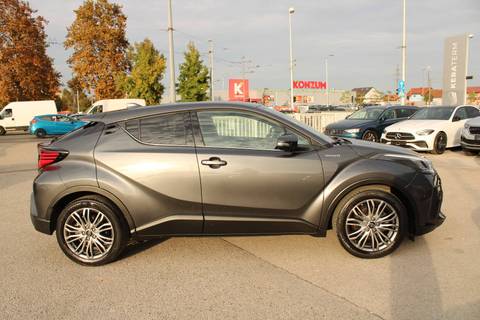 2021 Toyota C-HR — sličica 4