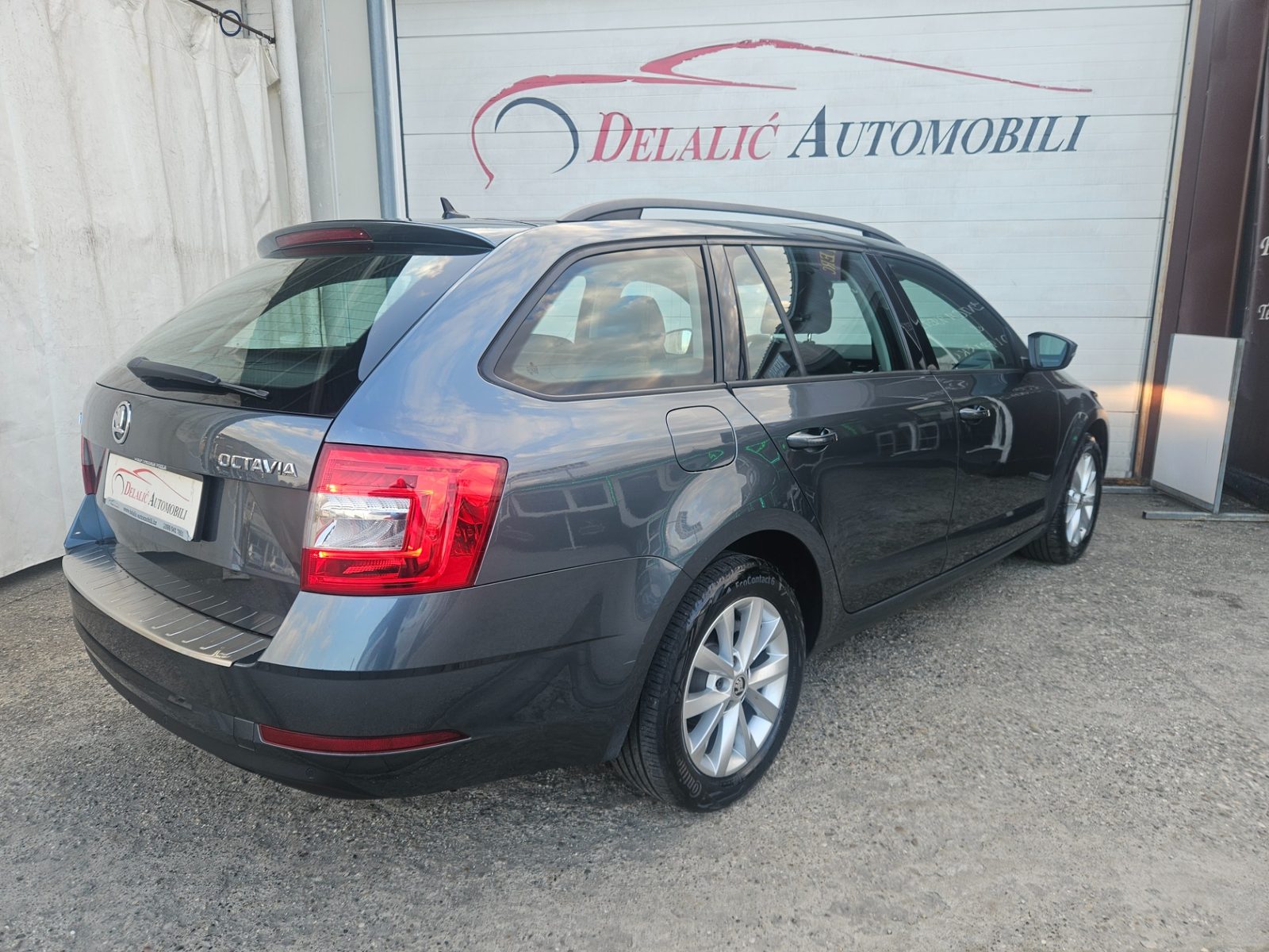 2017 Škoda Octavia — fotografija 4