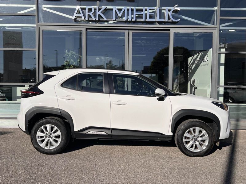 2023 Toyota Yaris Cross — fotografija 9