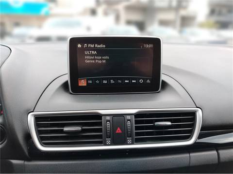 2015 Mazda MAZDA3 — sličica 9