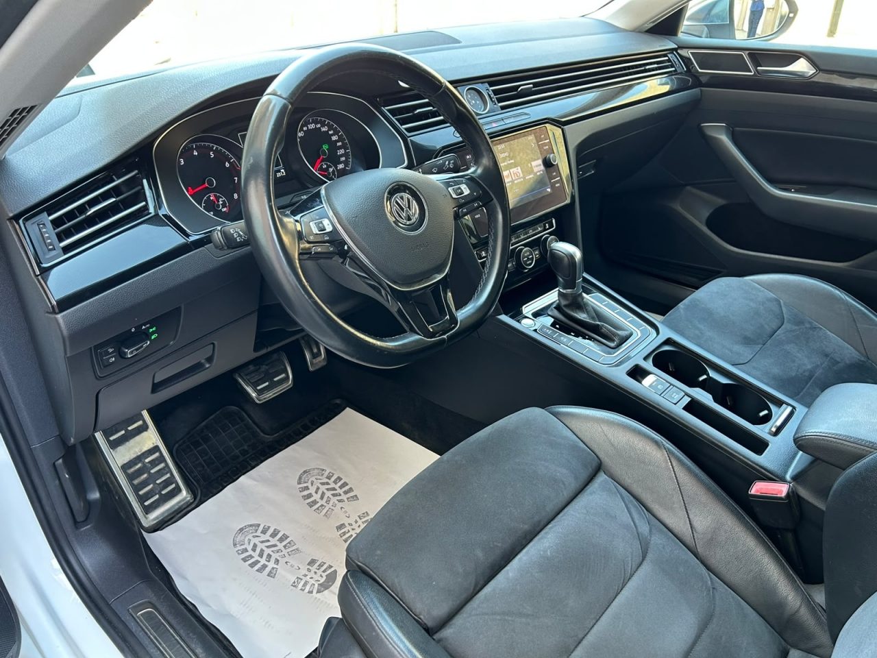 2018 Volkswagen Arteon — fotografija 14