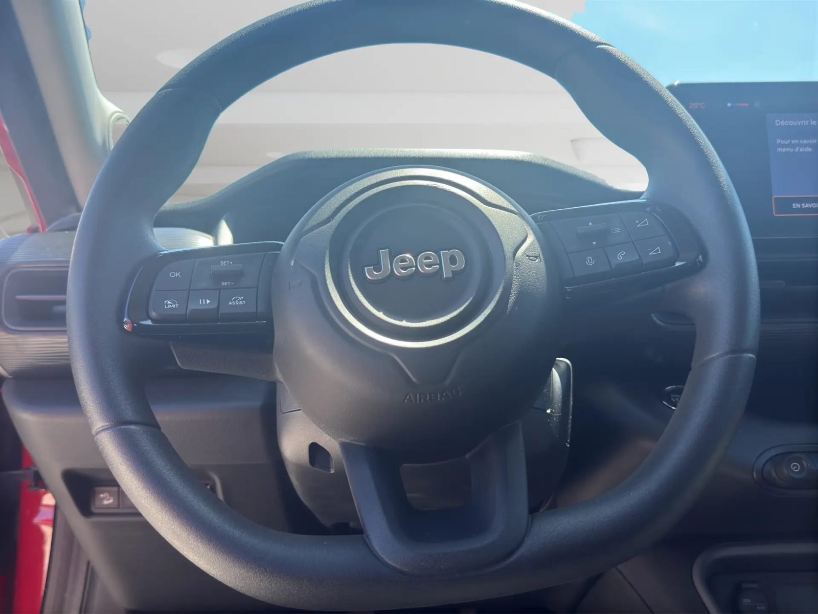 2025 Jeep Avenger — fotografija 11