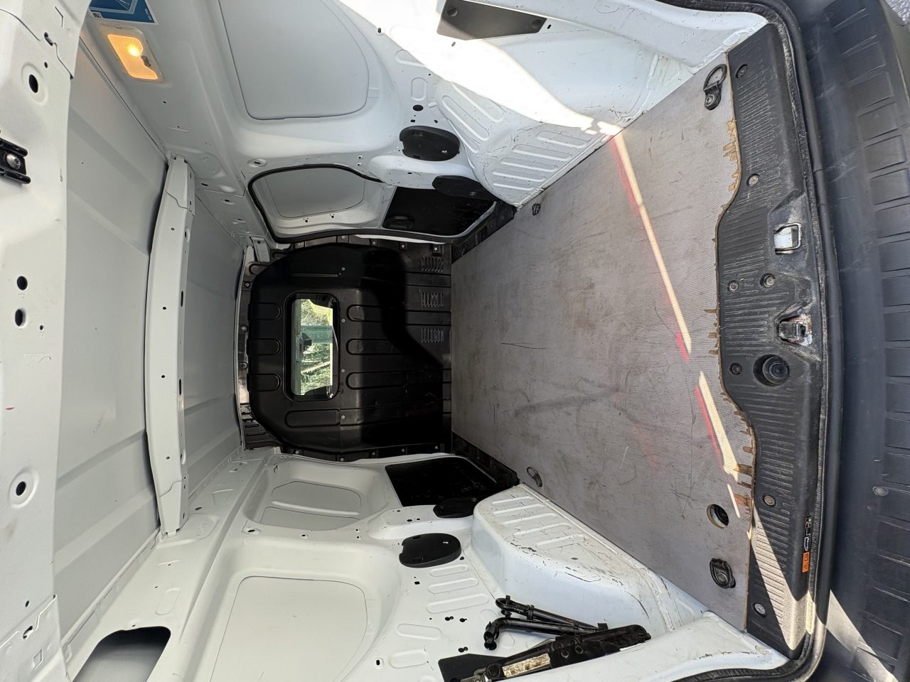 2022 Renault Express — fotografija 11