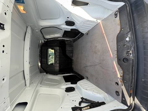 2022 Renault Express — sličica 11