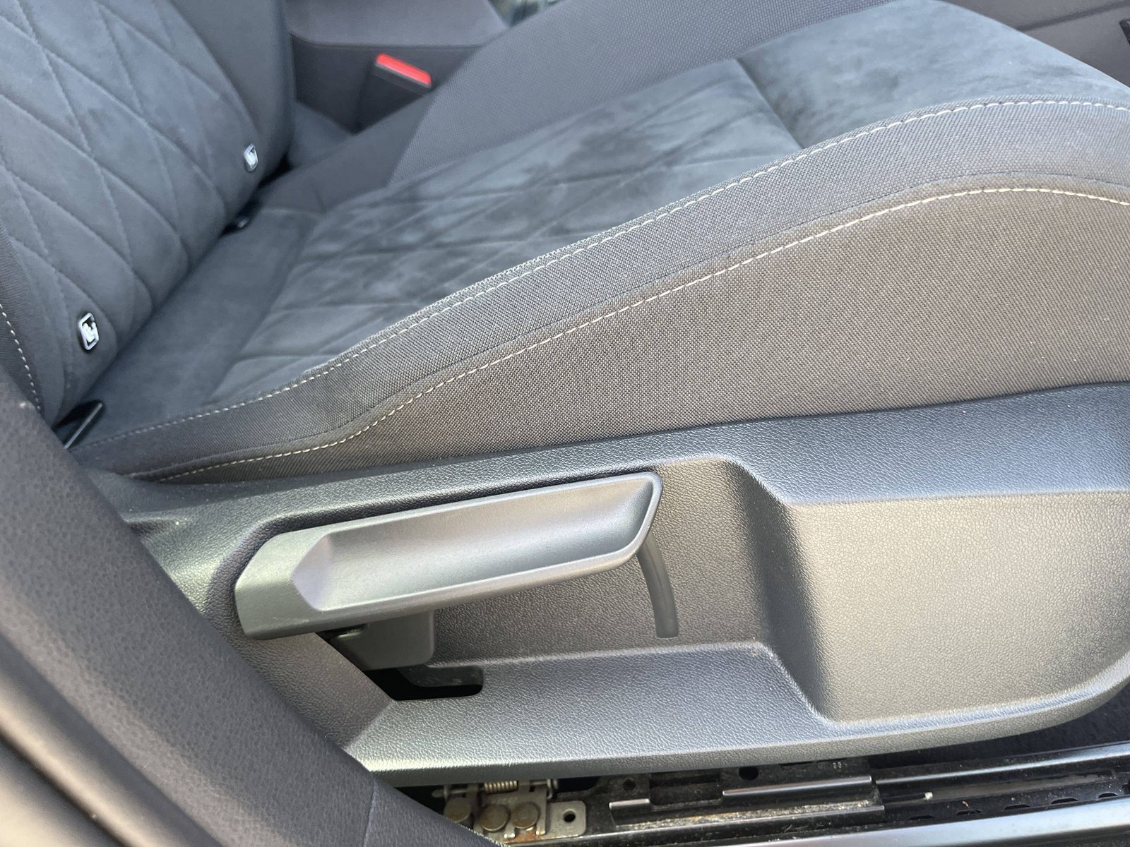 2024 Volkswagen Golf — fotografija 23