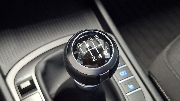 2025 Hyundai Kona — fotografija 18