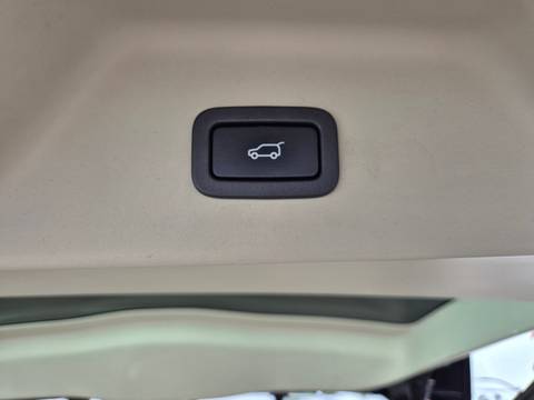 2017 Land Rover Range Rover — sličica 26