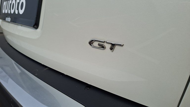 2022 Peugeot 2008 — fotografija 25