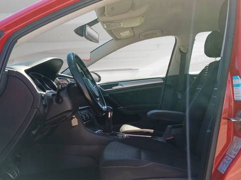 2015 Volkswagen Golf — sličica 9