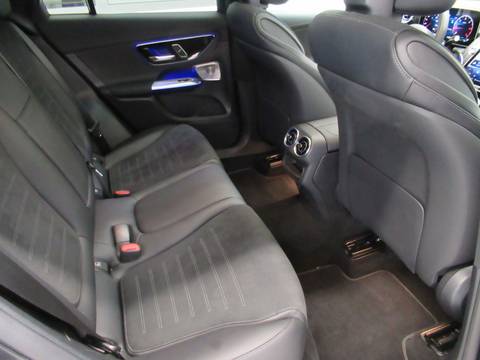 2025 Mercedes-Benz GLC AMG Line — sličica 12
