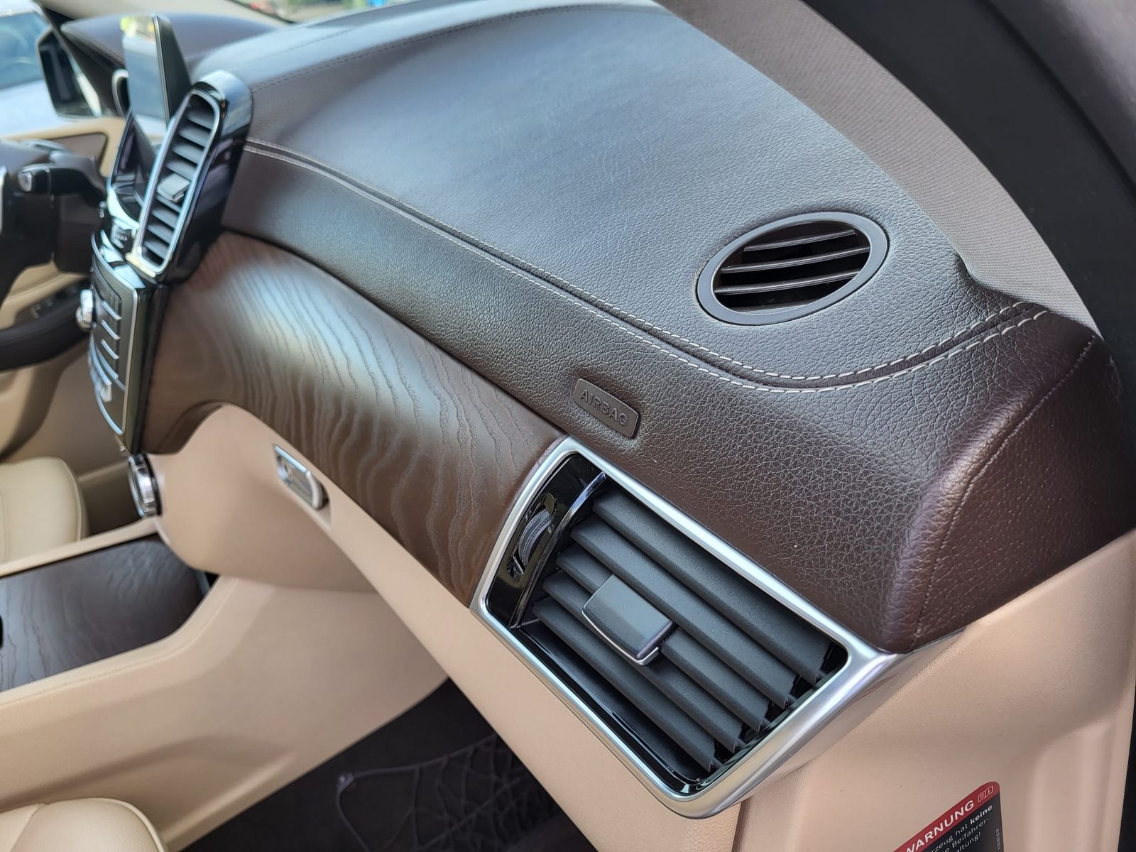 2016 Mercedes-Benz GLS — fotografija 14