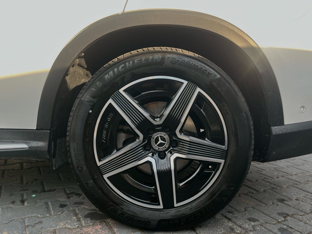 2023 Mercedes-Benz GLC — fotografija 18