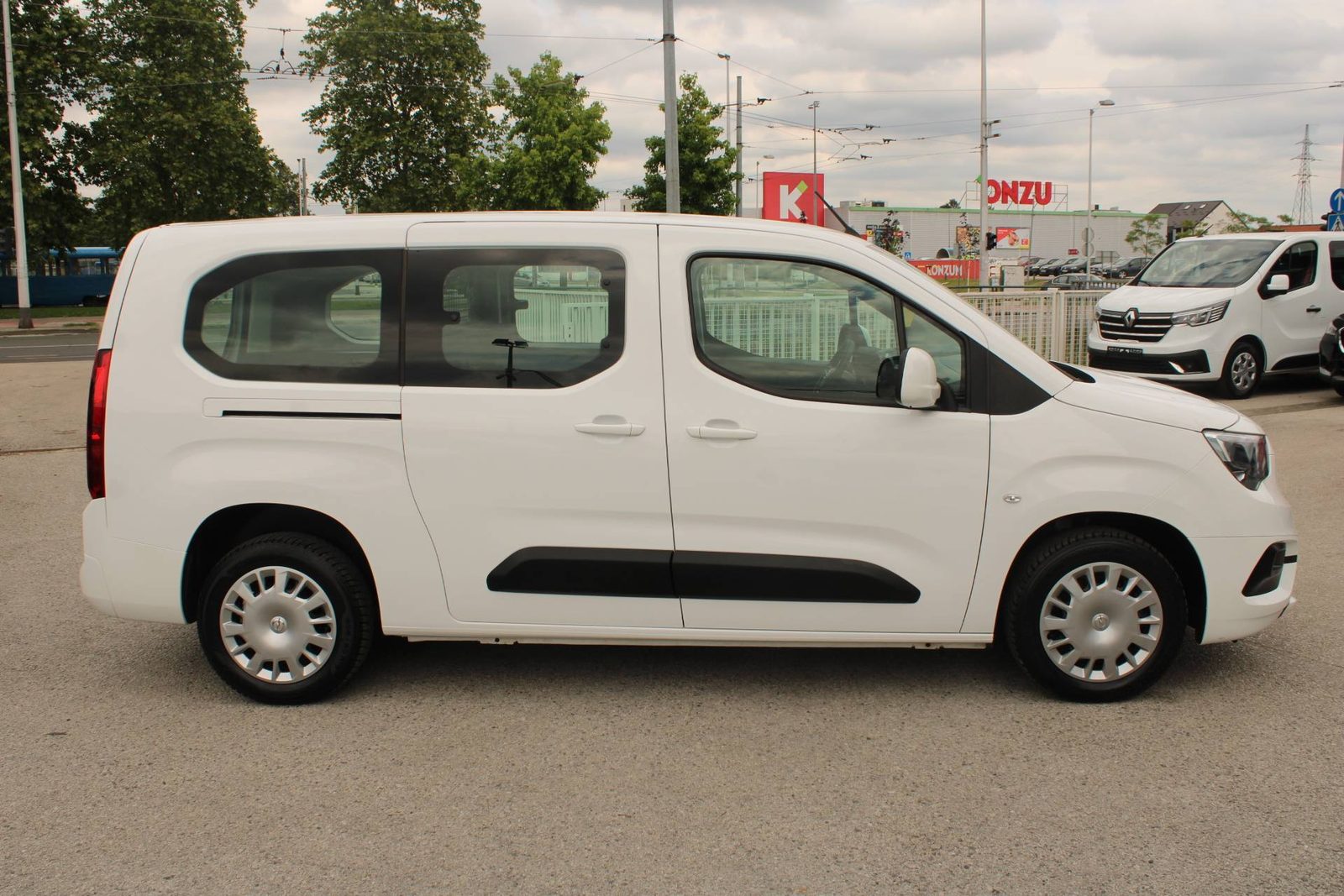 2020 Opel Combo — fotografija 4
