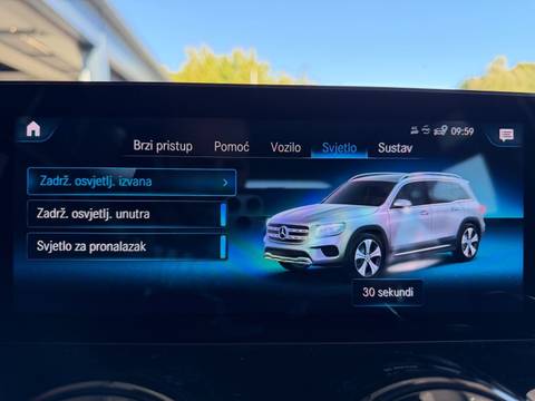 2021 Mercedes-Benz GLB — sličica 22