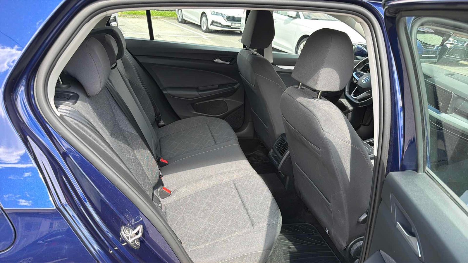 2024 Volkswagen Golf — fotografija 10
