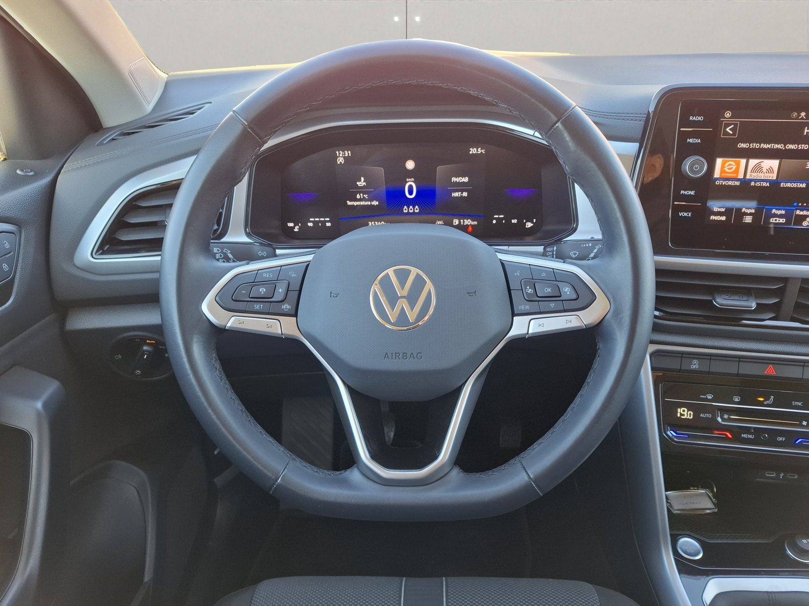 2024 Volkswagen T-Roc — fotografija 15