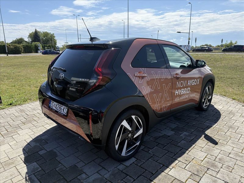 2025 Toyota Aygo X — fotografija 4