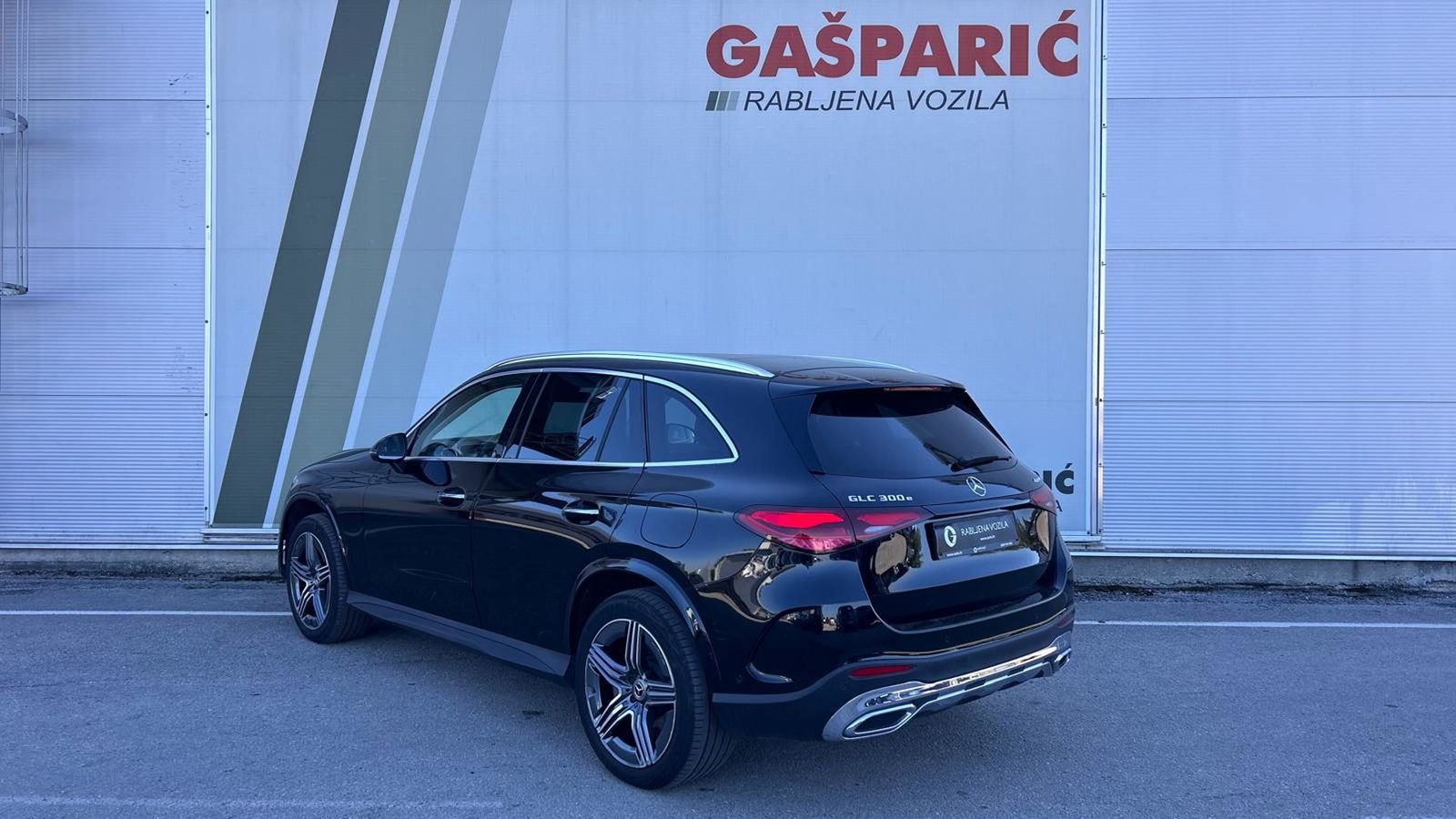 2023 Mercedes-Benz GLC — fotografija 3