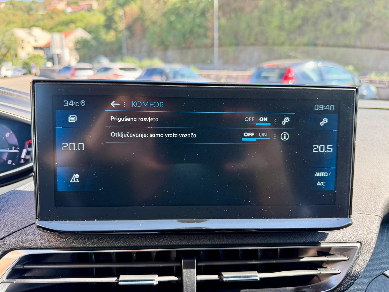 2022 Peugeot 5008 — fotografija 25