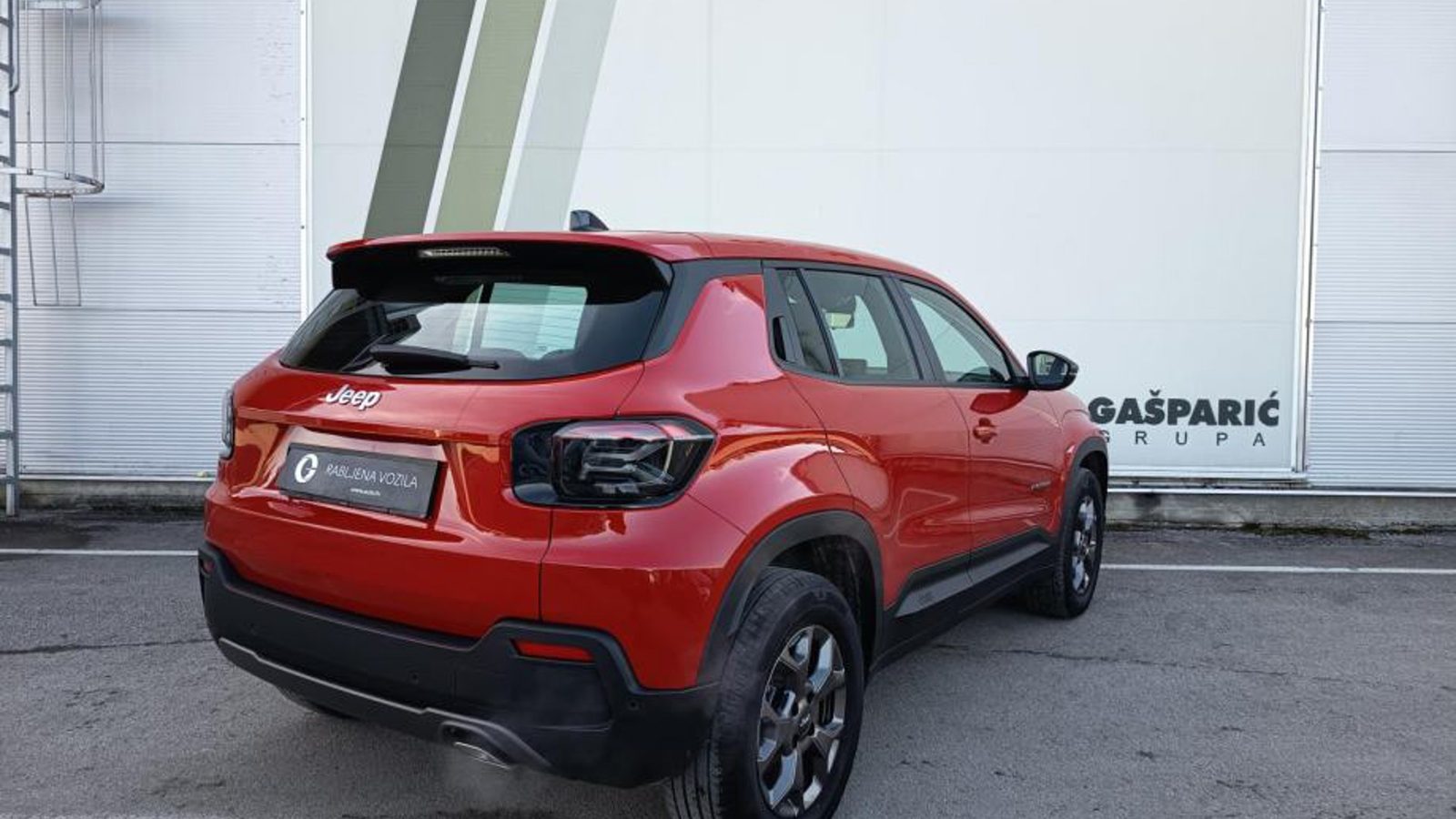 2025 Jeep Avenger — fotografija 3