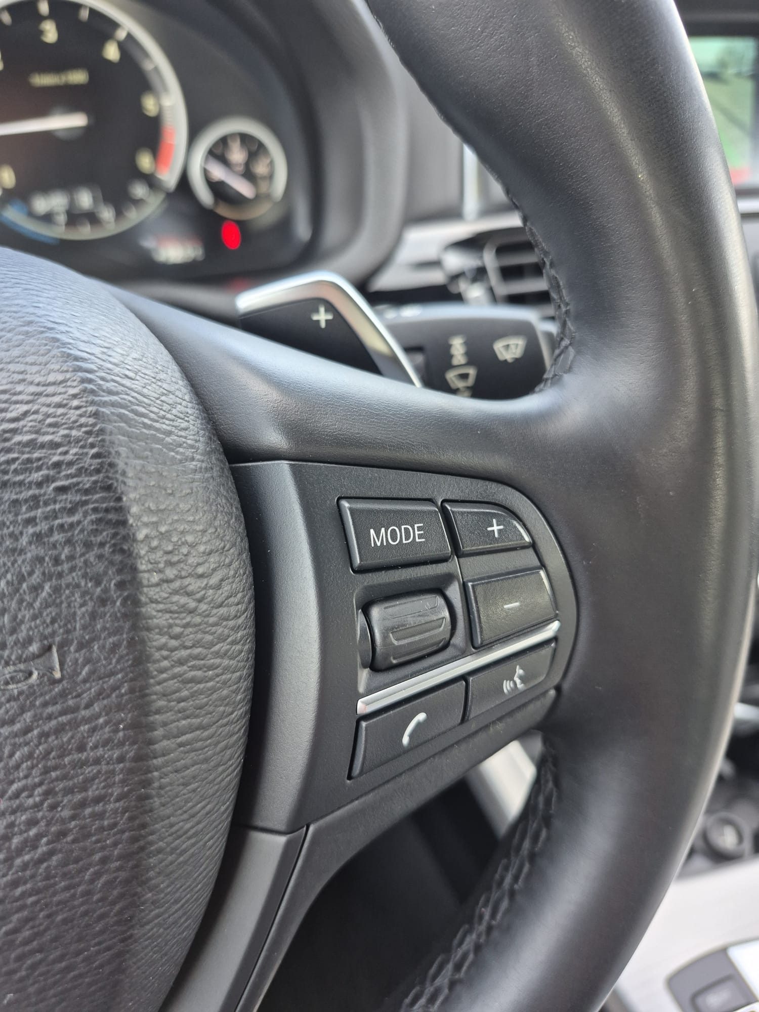 2015 BMW X4 — fotografija 13