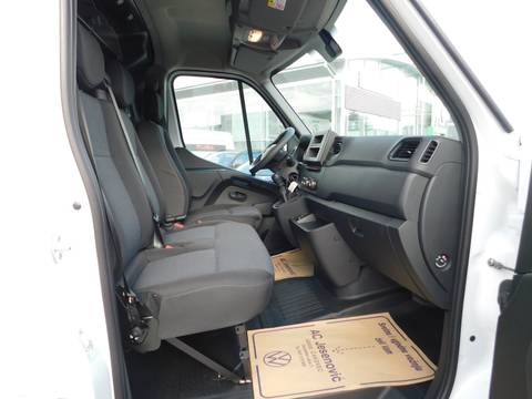 2023 Renault Master — sličica 10