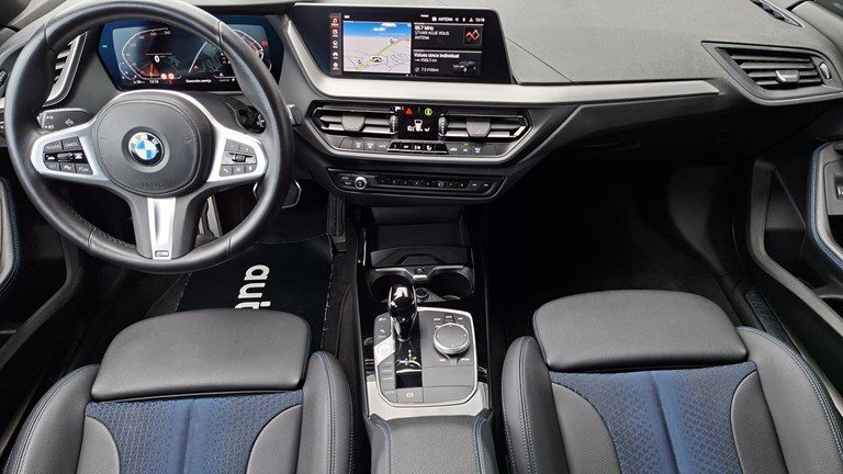 2023 BMW Serija 1 — fotografija 4