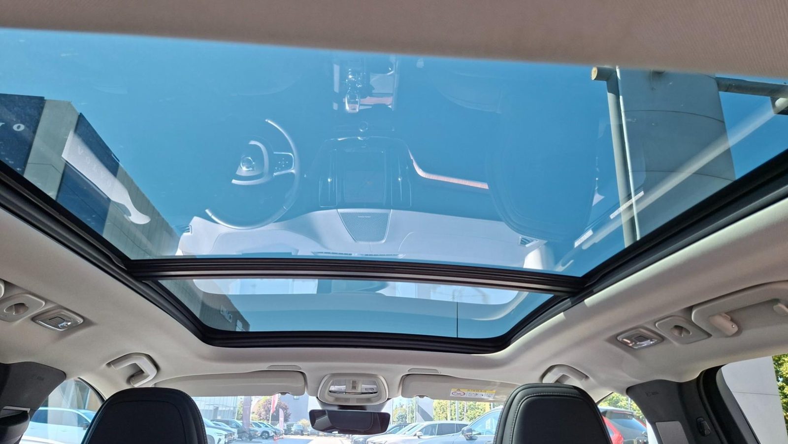 2023 Volvo XC60 — fotografija 22