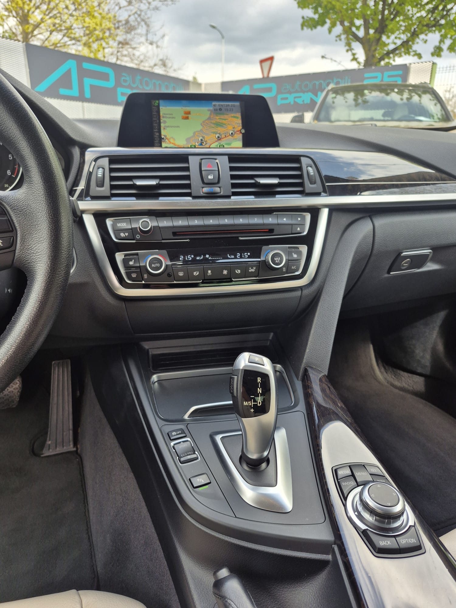 2017 BMW Serija 4 — fotografija 14