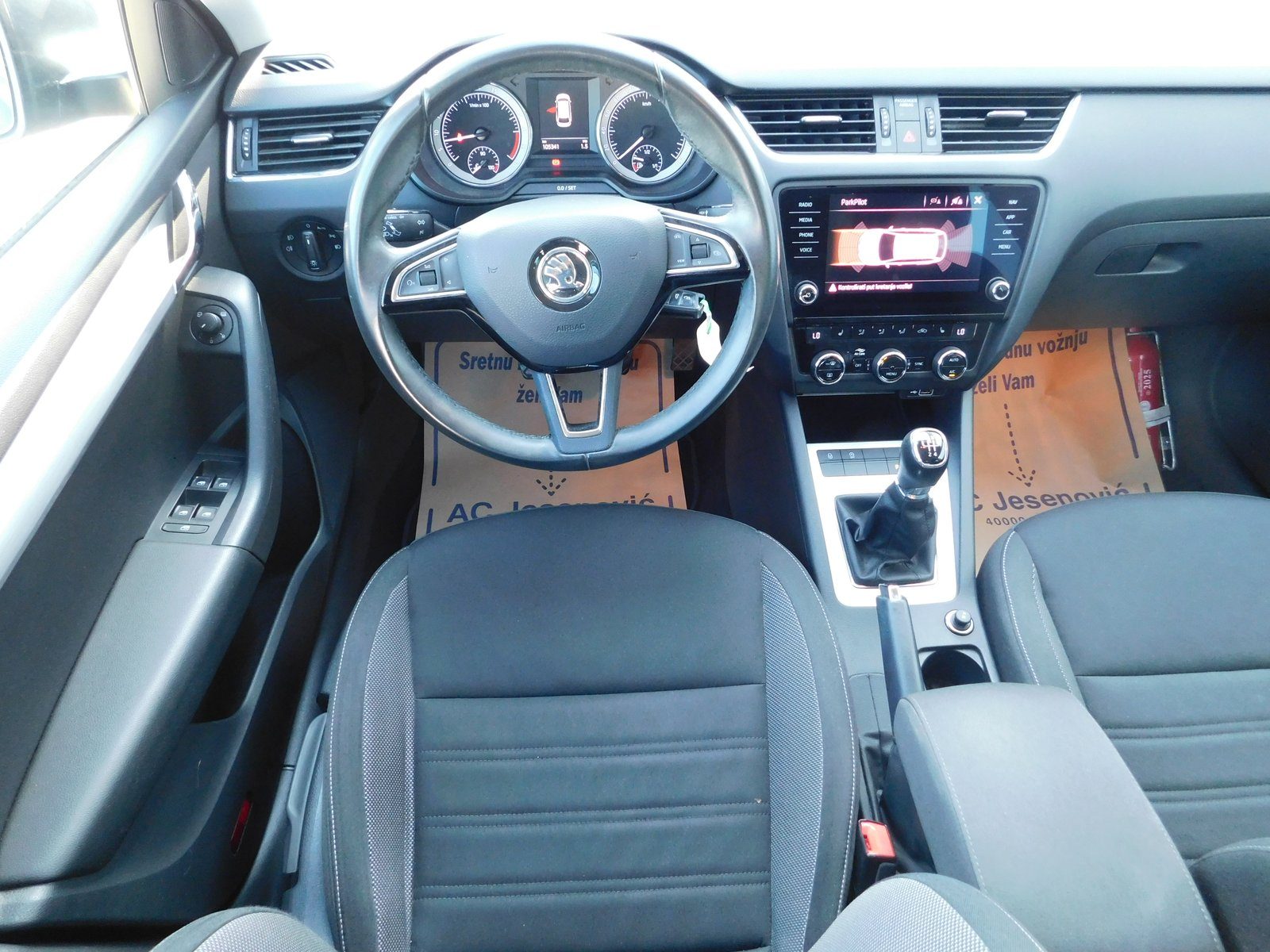 2019 Škoda Octavia Combi — fotografija 10