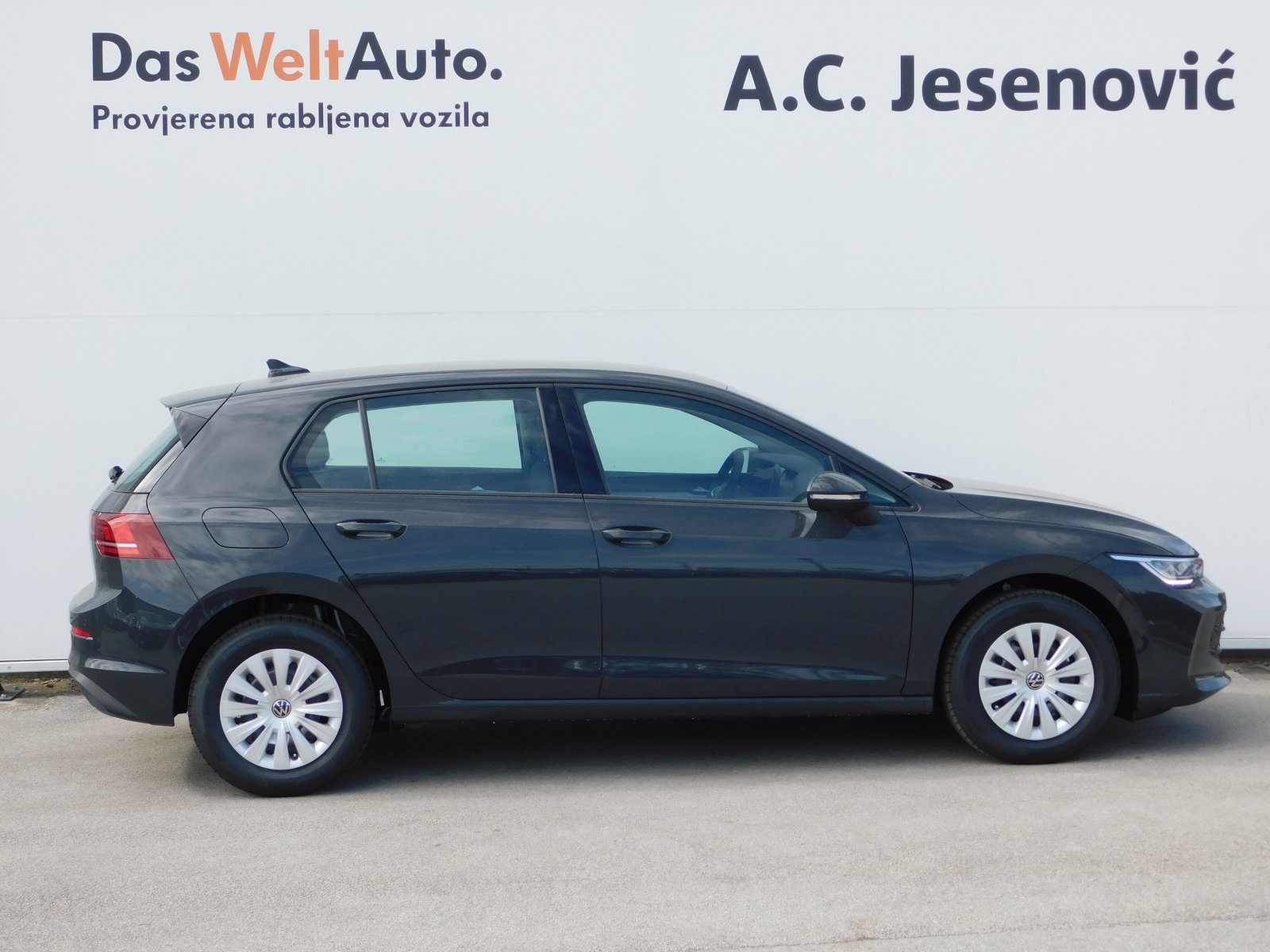 2025 Volkswagen Golf — fotografija 4