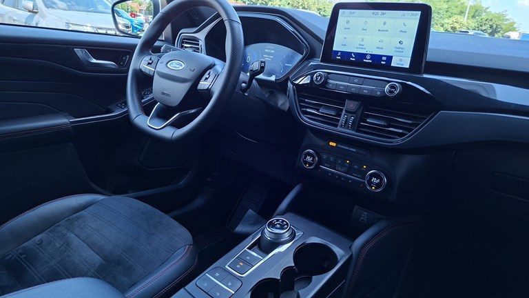 2022 Ford Kuga — fotografija 5
