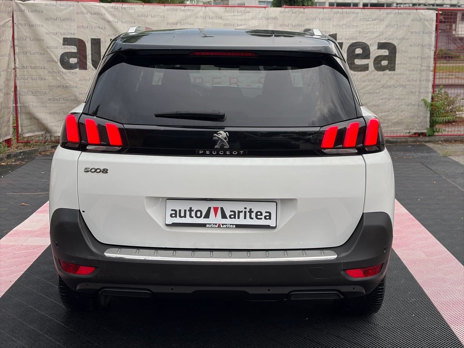 2019 Peugeot 5008 — fotografija 6
