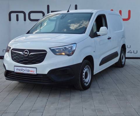 2020 Opel Combo