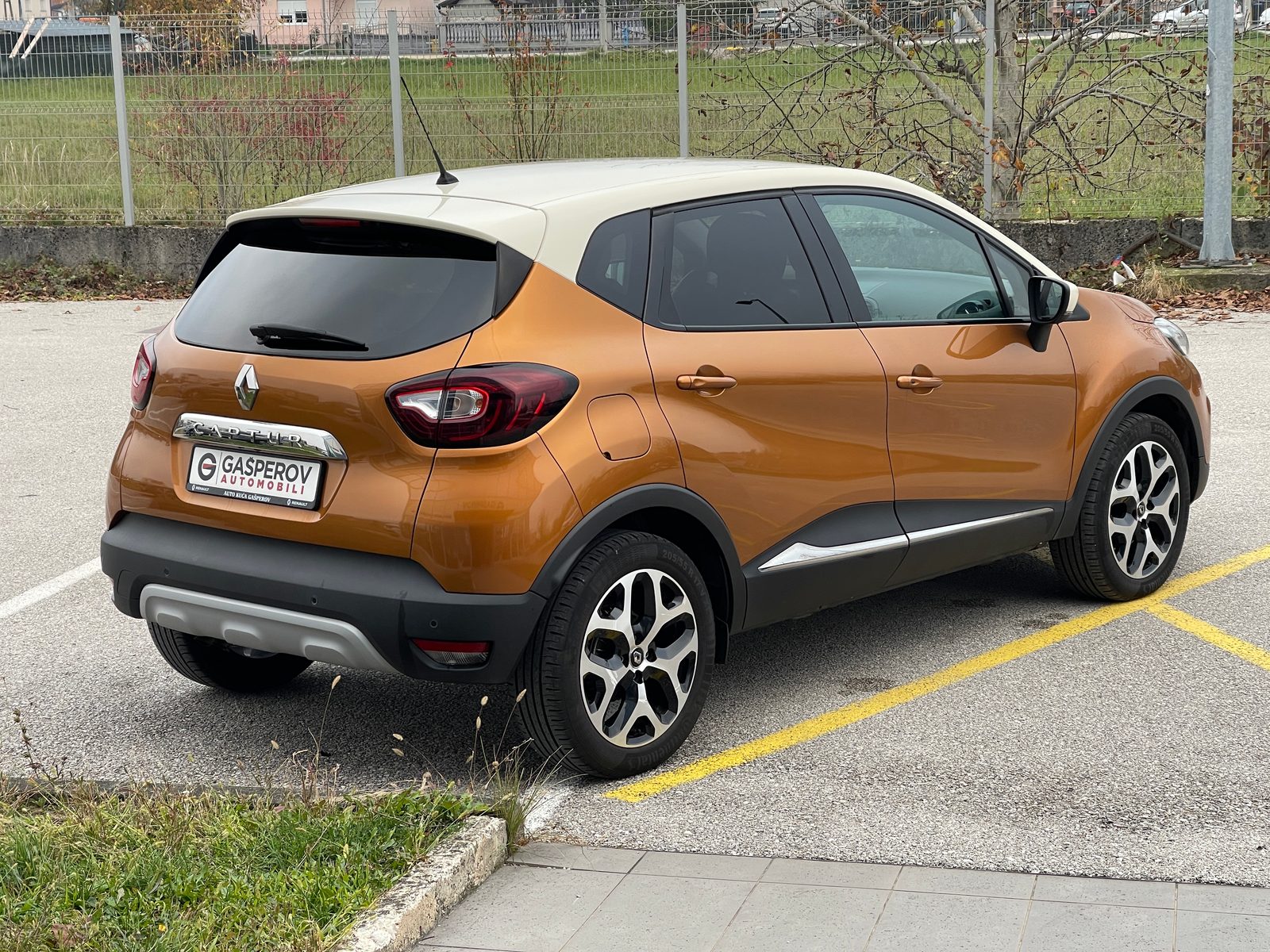 2019 Renault Captur — fotografija 6