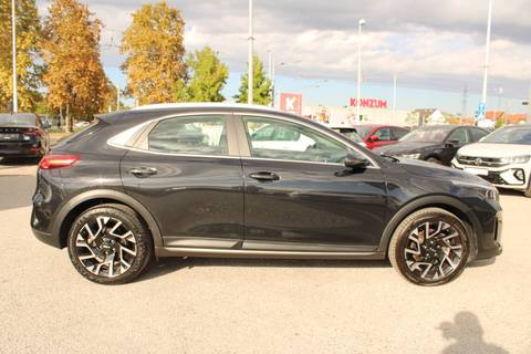 2023 Kia Xcee'd — sličica 4