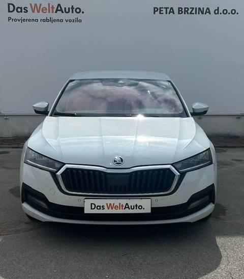 2022 Škoda Octavia — sličica 5