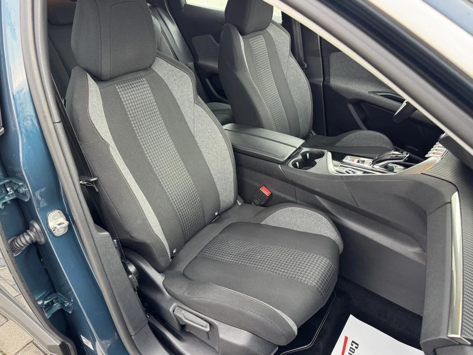 2022 Peugeot 3008 — fotografija 22