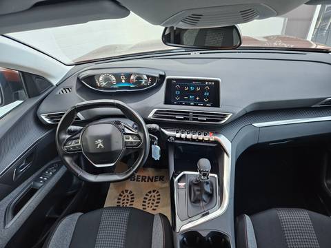 2018 Peugeot 3008 — sličica 12