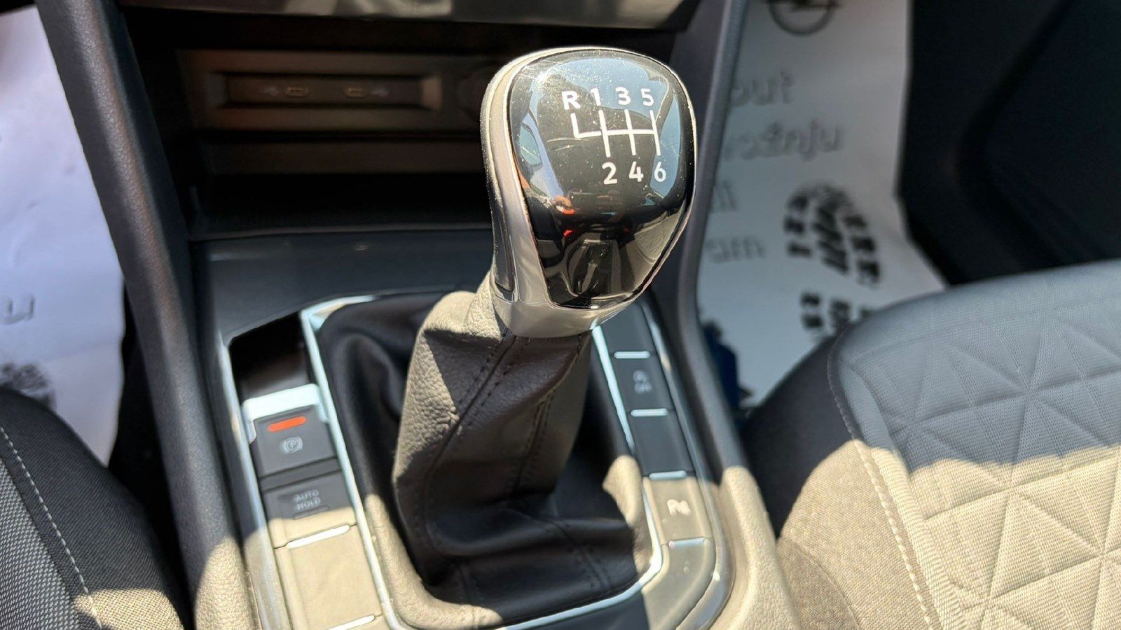 2021 Volkswagen Tiguan — fotografija 22