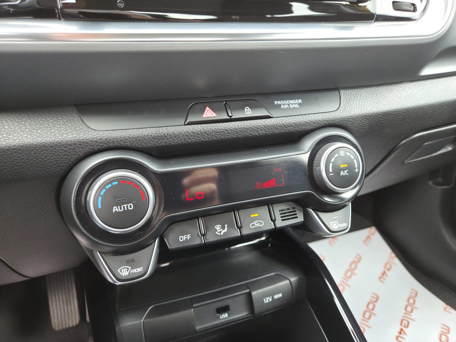 2023 Kia Stonic — fotografija 15
