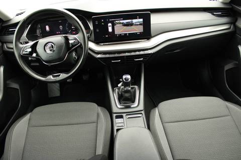 2022 Škoda Octavia Combi — sličica 13