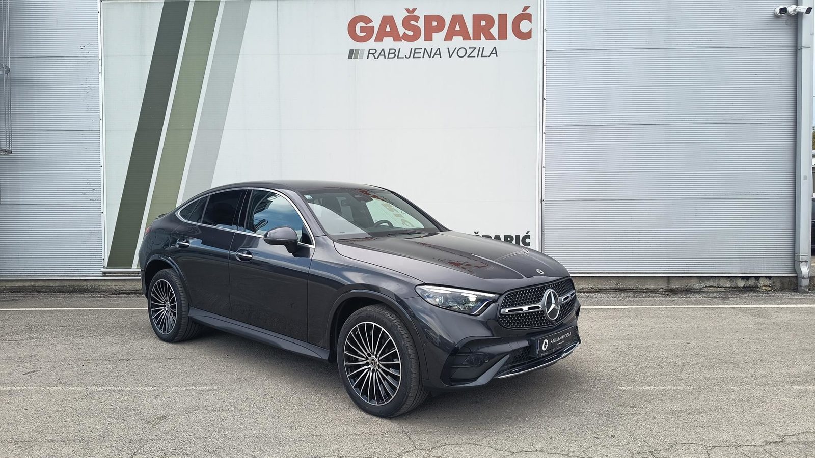2025 Mercedes-Benz GLC — fotografija 20