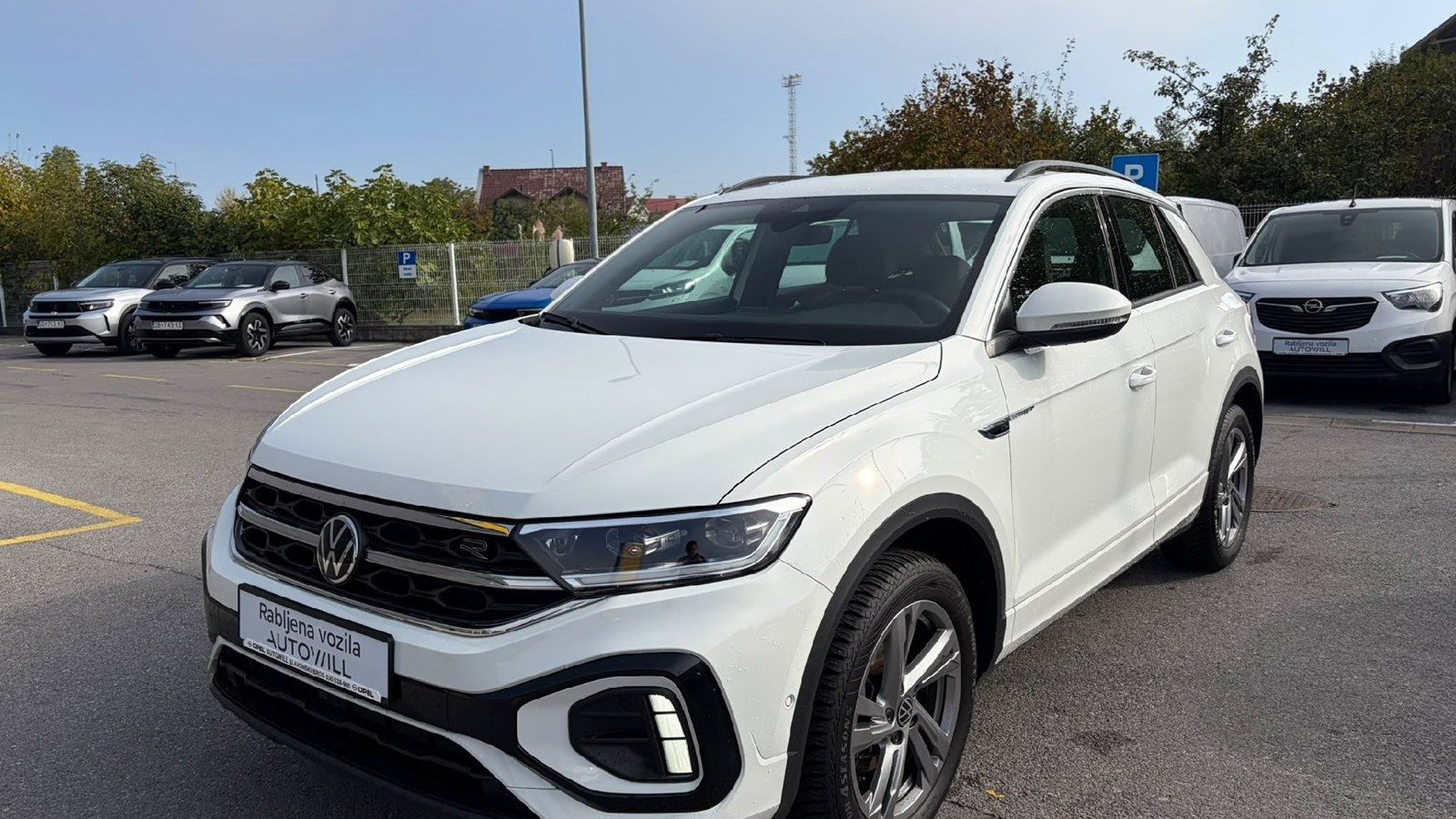 2024 Volkswagen T-Roc — fotografija 3