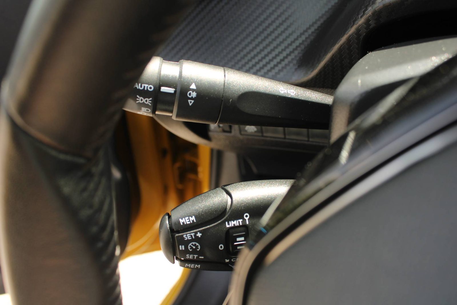 2023 Peugeot 208 — fotografija 15