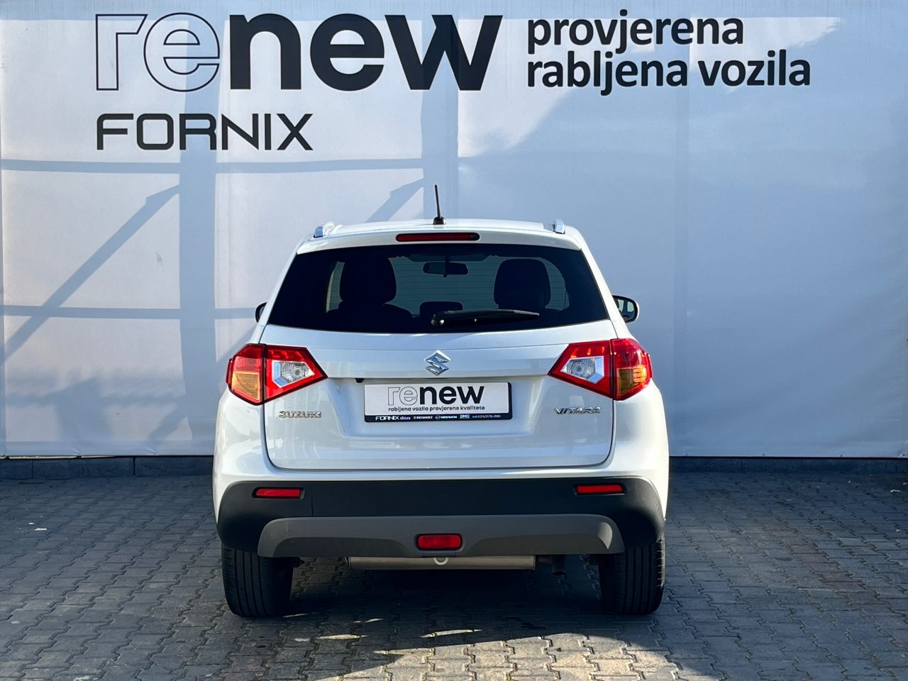 2016 Suzuki Vitara — fotografija 5