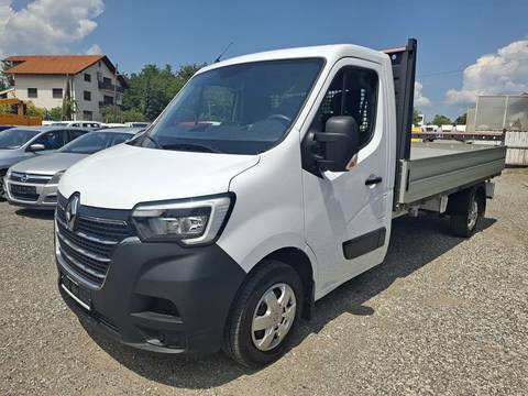 2022 Renault Master