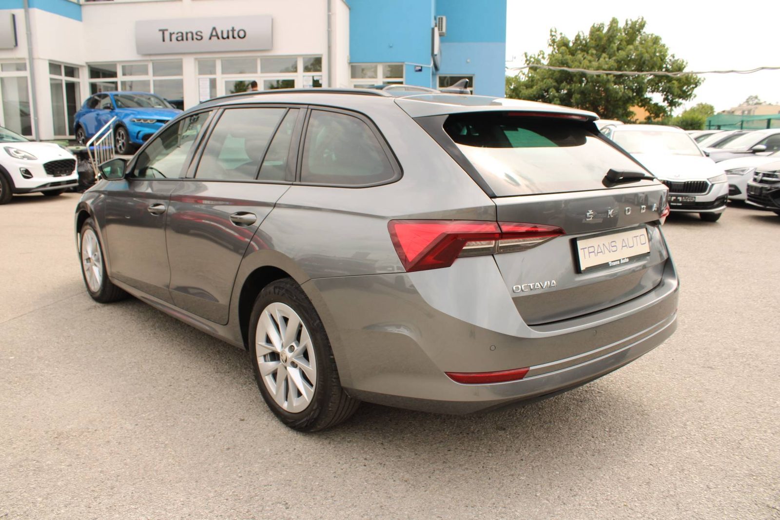 2023 Škoda Octavia Combi — fotografija 7