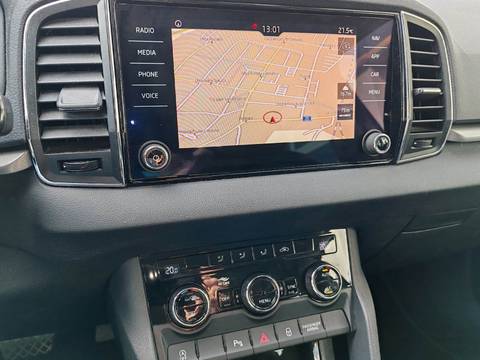 2020 Škoda Karoq — sličica 11